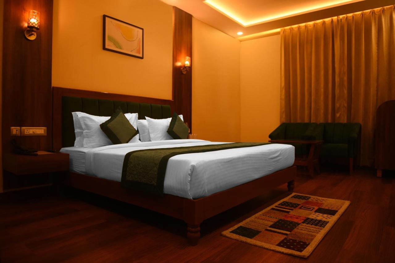 The Abhyudyam Ganga Hotel Haridwar Exterior photo